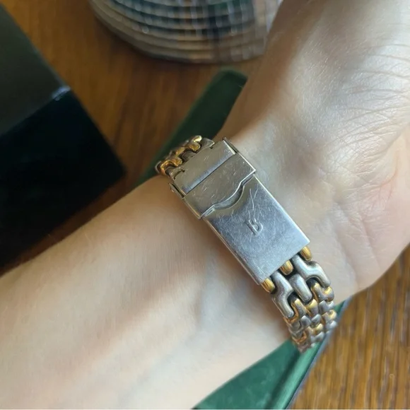 BULOVA Gold Glow in The Dark Numbers & Hands Round Vintage Watch Stainless Steel - Picture 11 of 14